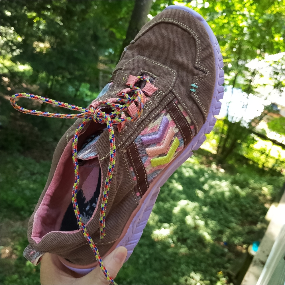 Tigerbear sneakers size:9.5
